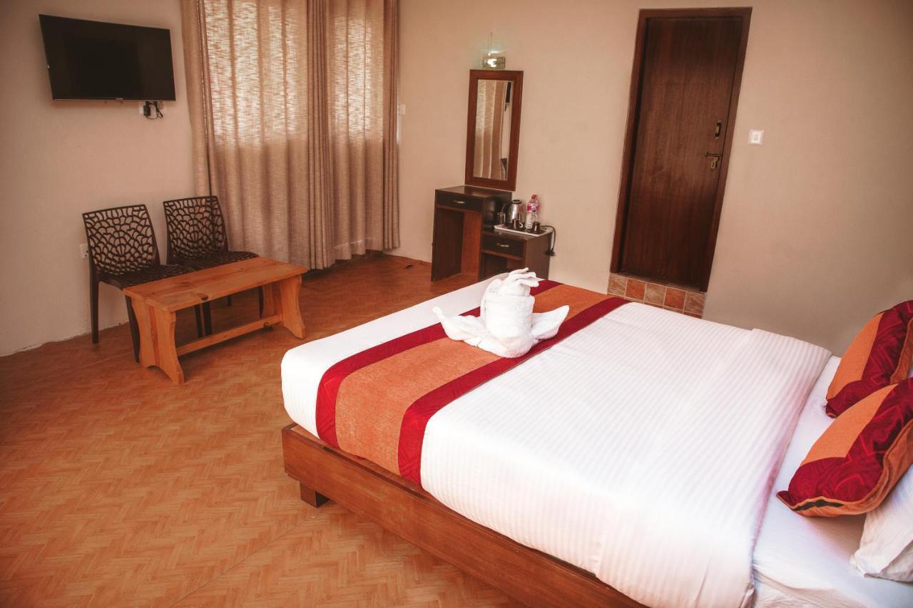 Hotel Himalayan Vacation Покхара Экстерьер фото