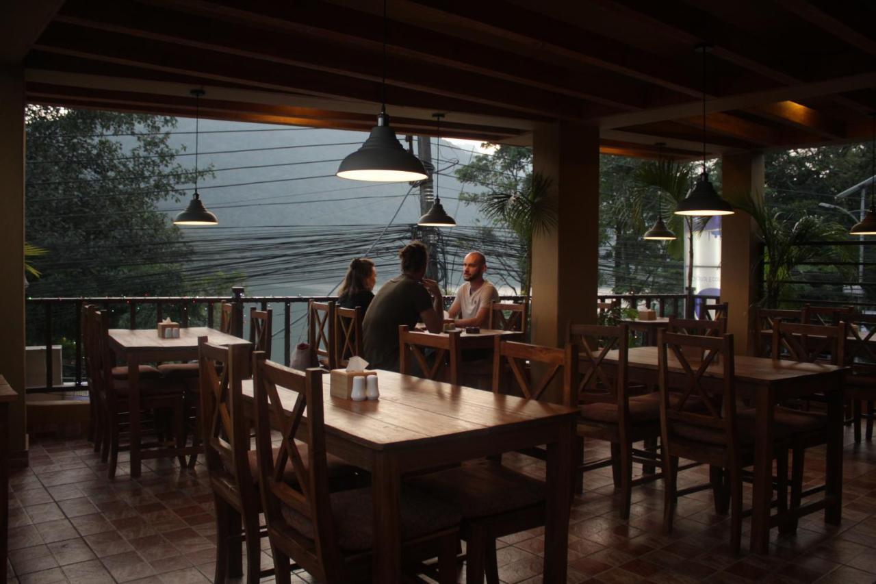 Hotel Himalayan Vacation Покхара Экстерьер фото